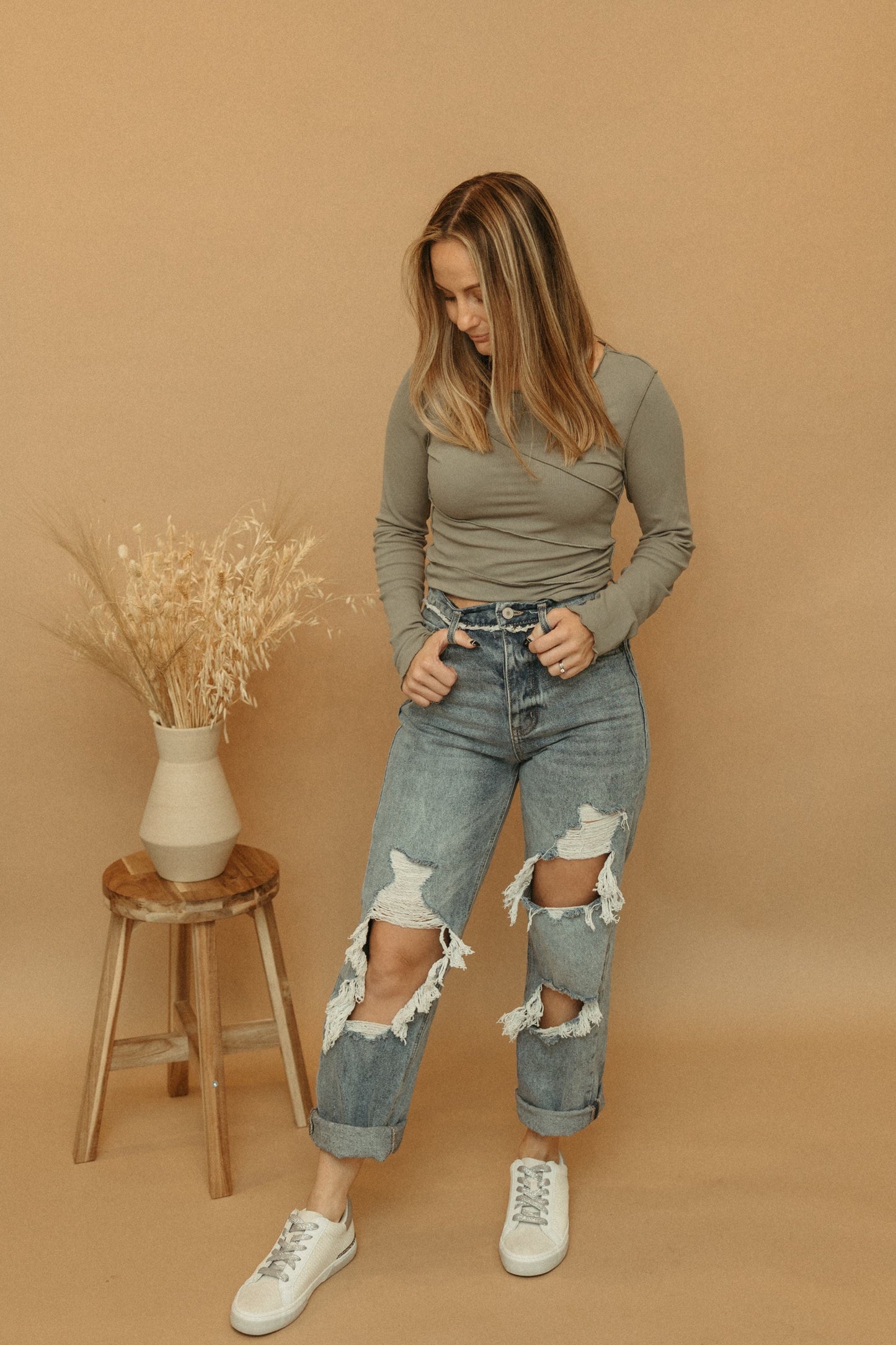 High rise boyfriend jeans